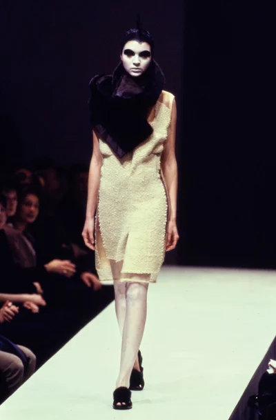 Look 27